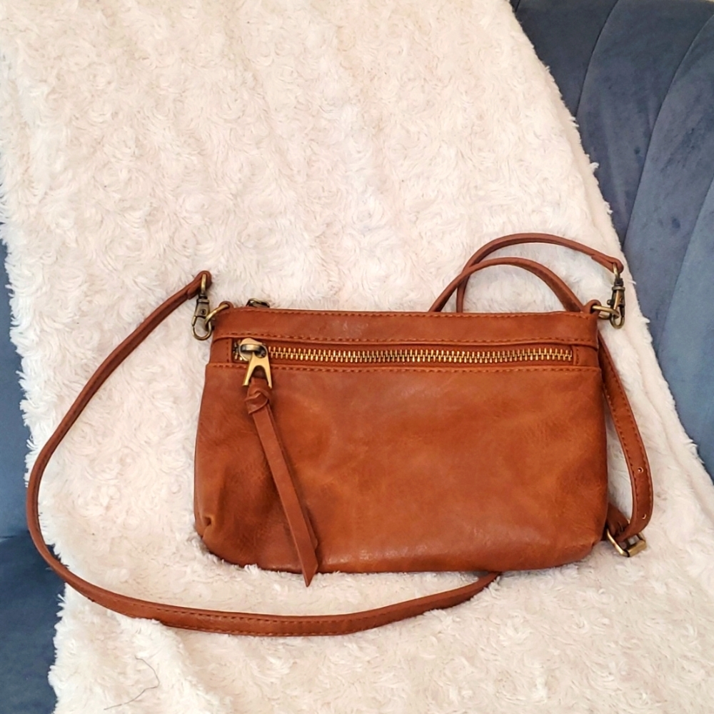 Crossbody purse